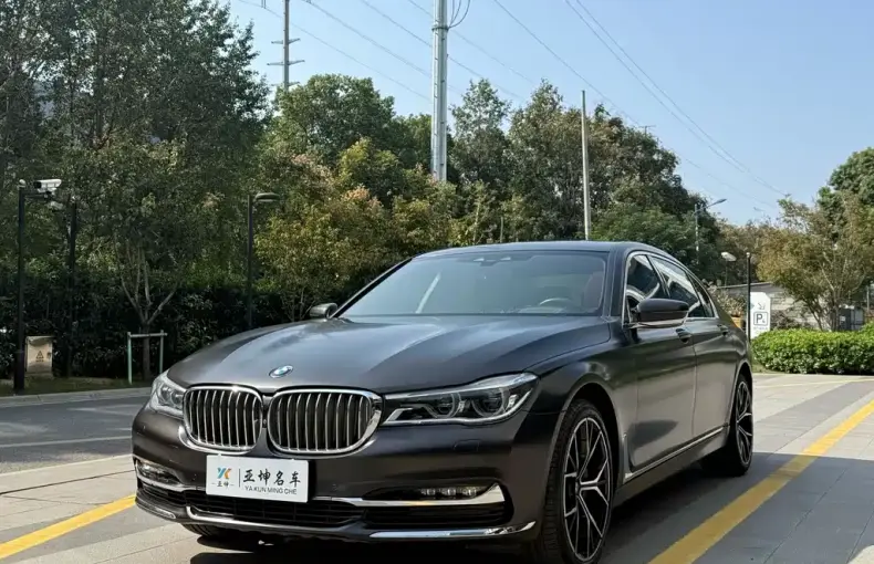 BMW 7 Series 2019 из Китая