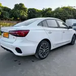Roewe i5 2023 из Китая