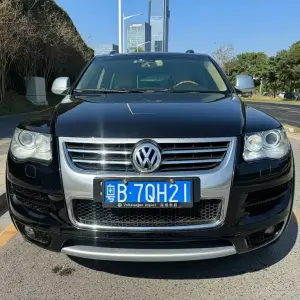 Volkswagen Touareg 2010 из Китая