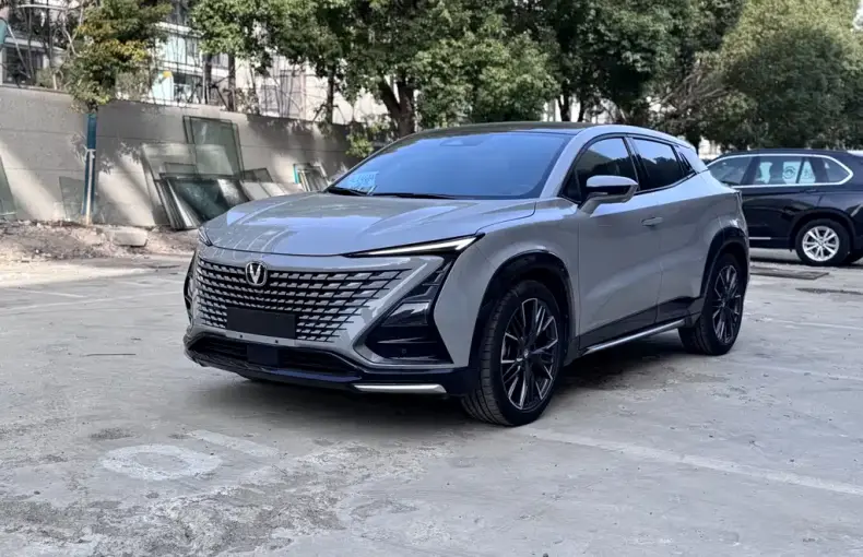 Changan UNI-T 2024 из Китая