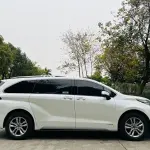 Toyota Sienna 2023 из Китая