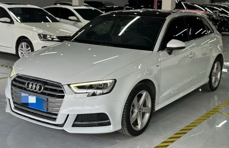 Audi A3 2021 из Китая