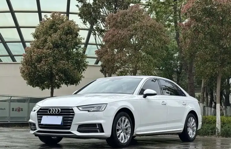 Audi A4L 2019 из Китая