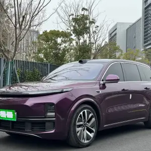 Li Auto Li L9 2022 из Китая