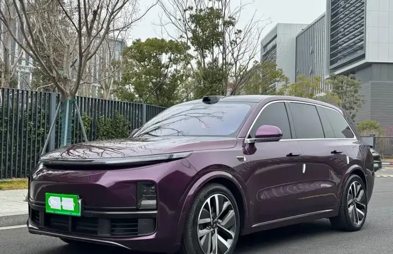 Li Auto Li L9 2022 из Китая