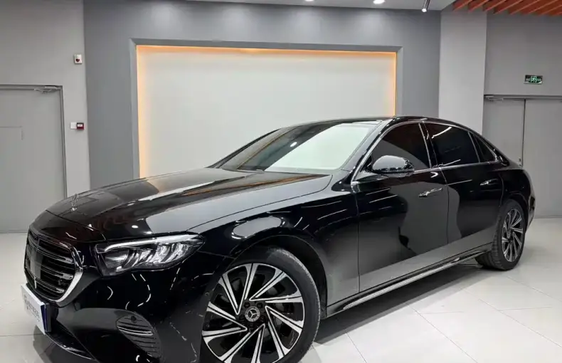 Mercedes-Benz E-Class 2024 из Китая