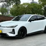 Changan UNI-V 2024 из Китая