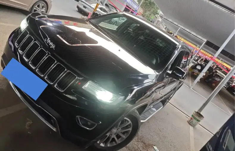 Jeep Grand Cherokee (Import) 2016 из Китая