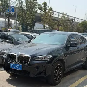 BMW X4 2022 из Китая