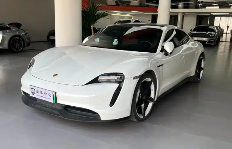 Porsche Taycan 2021 из Китая