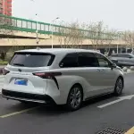 Toyota Sienna 2024 из Китая