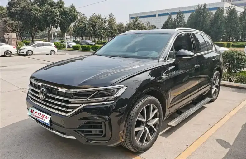 Volkswagen Touareg 2025 из Китая