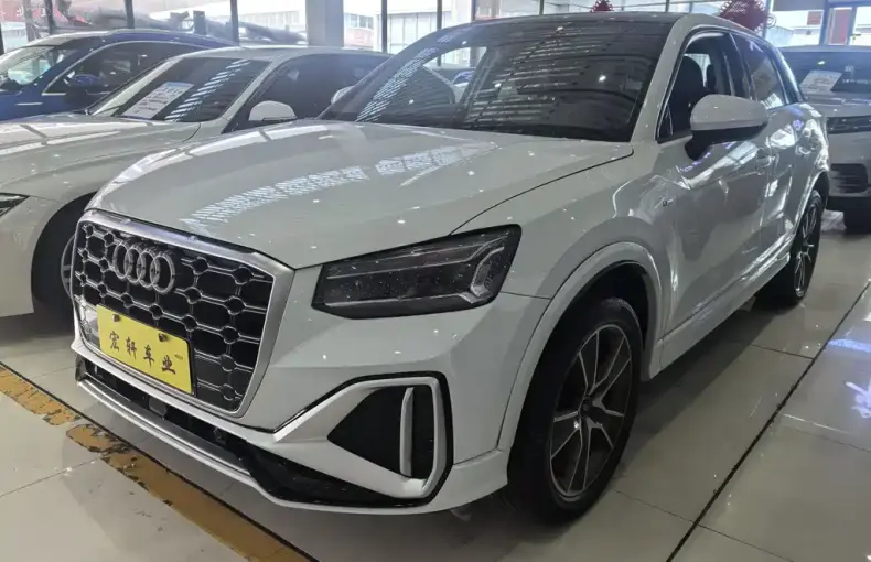 Audi Q2L 2022 из Китая