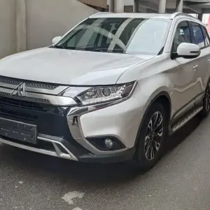 Mitsubishi Outlander 2019 из Китая