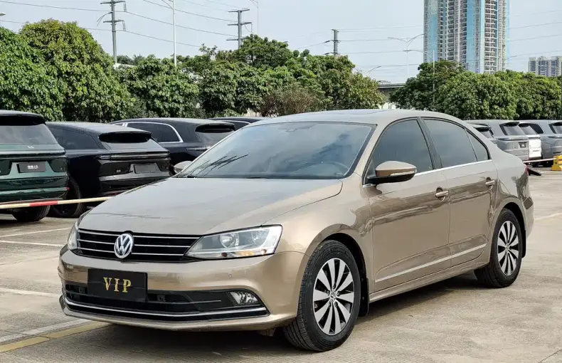 Volkswagen Sagitar 2016 из Китая