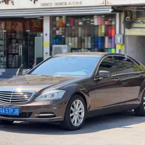 Mercedes-Benz S-Class 2010 из Китая