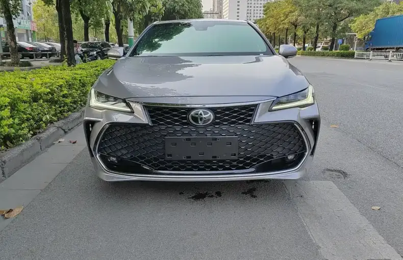 Toyota Avalon 2023 из Китая