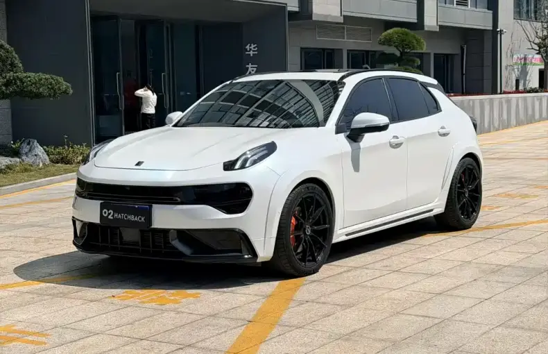 Lynk & Co 02 Hatchback 2021 из Китая