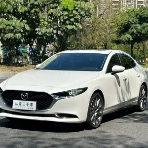 Mazda 3 Axela 2023 из Китая