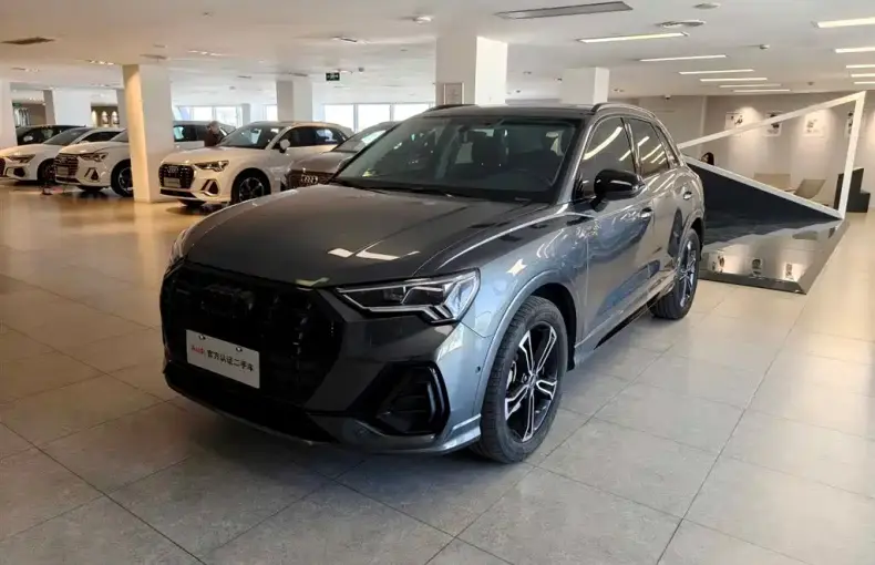 Audi Q3 2021 из Китая