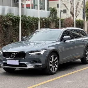 Volvo V90 2023 из Китая