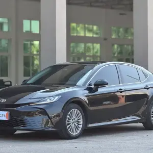 Toyota Camry 2025 из Китая