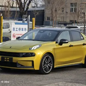 Lynk & Co 03 2020 из Китая
