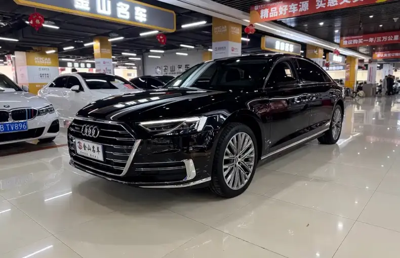 Audi A8 2022 из Китая