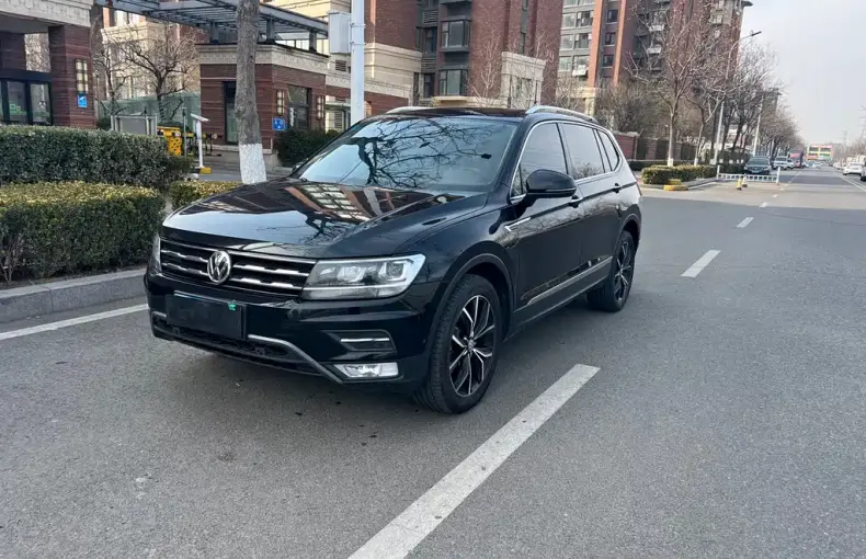 Volkswagen Tiguan L 2020 из Китая