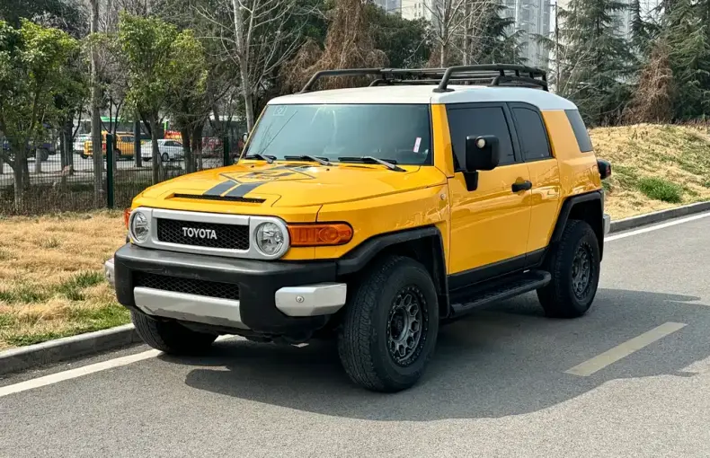 Toyota FJ Cruiser 2020 из Китая