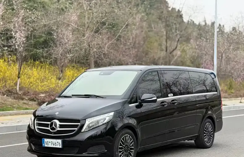Mercedes-Benz V-Class 2019 из Китая