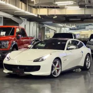 Ferrari GTC4Lusso 2019 из Китая
