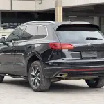 Volkswagen Touareg 2021 из Китая