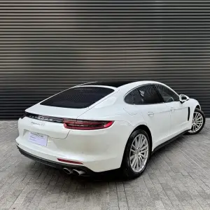 Porsche Panamera 2017 из Китая