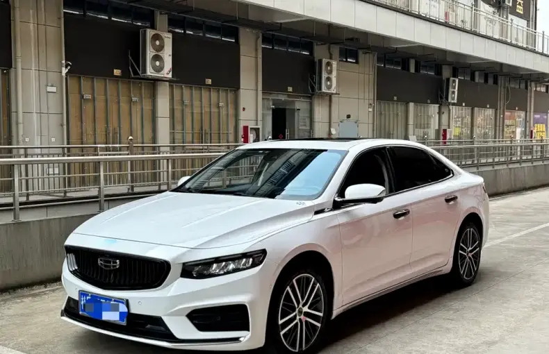 Geely Xingrui 2022 из Китая
