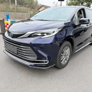 Toyota Sienna 2022 из Китая