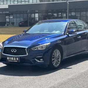 Infiniti Q50L 2021 из Китая