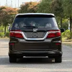 Honda Elysion 2018 из Китая