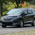 Honda Elysion 2018 из Китая