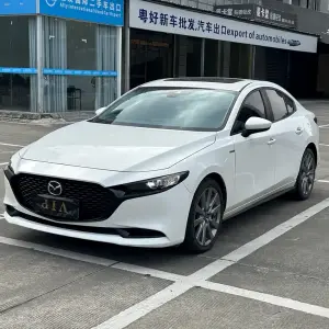 Mazda 3 Axela 2023 из Китая