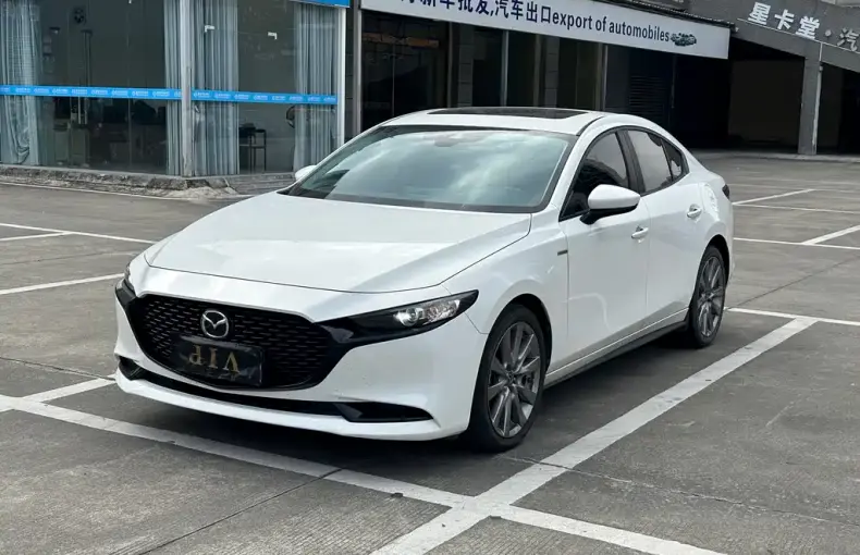 Mazda 3 Axela 2023 из Китая
