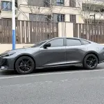 Changan UNI-V 2023 из Китая