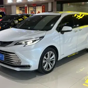 Toyota Sienna 2023 из Китая