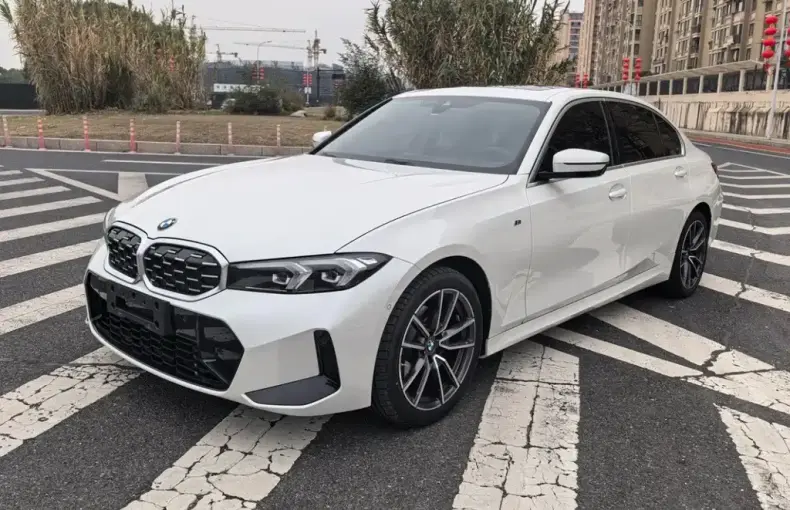 BMW 3 Series 2024 из Китая