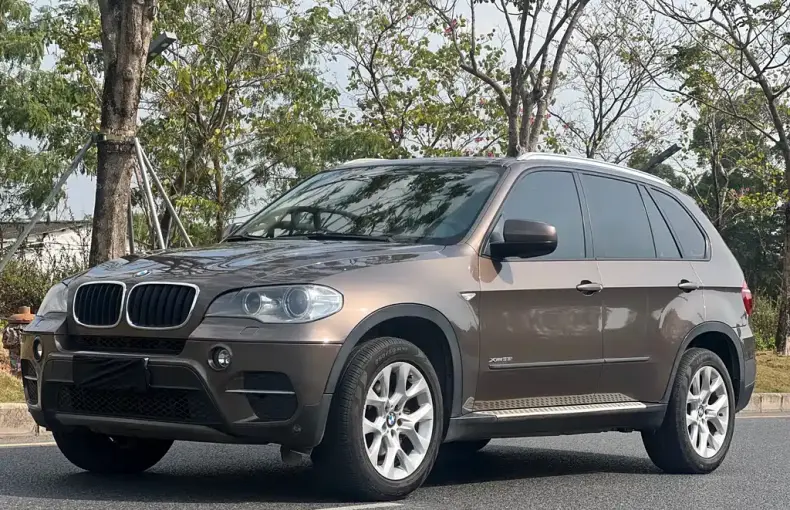 BMW X5 (Import) 2011 из Китая