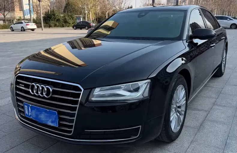 Audi A8 2015 из Китая