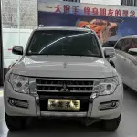 Mitsubishi Pajero (Import) 2020 из Китая