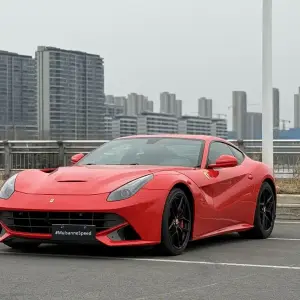 Ferrari F12berlinetta 2015 из Китая