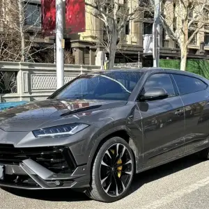 Lamborghini Urus 2021 из Китая