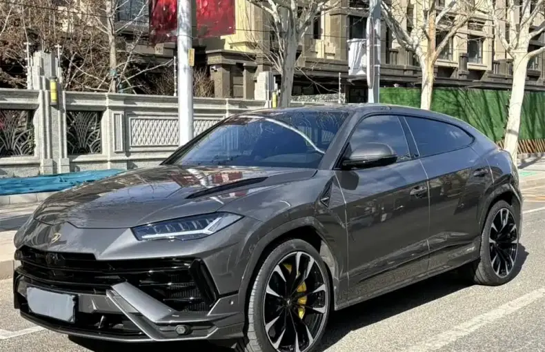 Lamborghini Urus 2021 из Китая